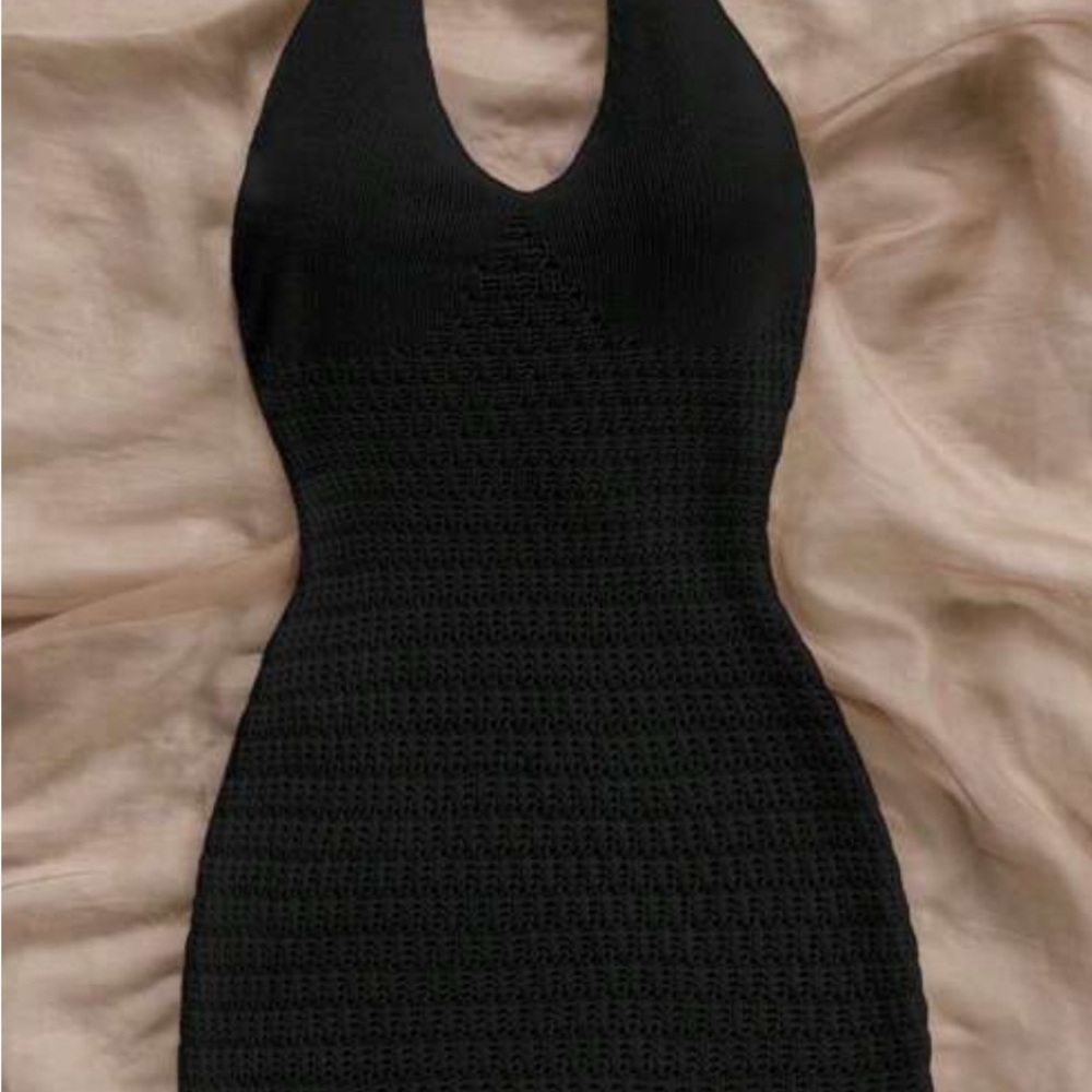 SHEIN Black Backless Halter Dress